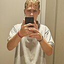 Леон, 20 лет
