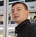 Mr Alien, 37 лет