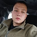 Роман, 19 лет