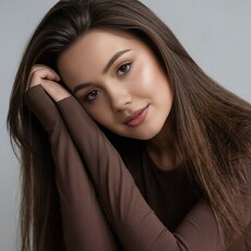 Фотография девушки Юлия, 18 лет из г. Южно-Сахалинск