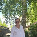 Эдуард, 53 года