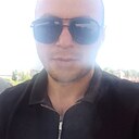 Тёма, 33 года