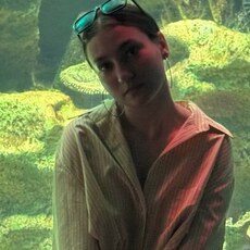 Фотография девушки Лаура, 20 лет из г. Санкт-Петербург
