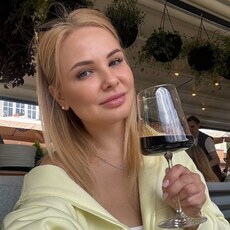 Фотография девушки Арина, 18 лет из г. Ишимбай