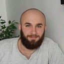 Лев, 35 лет