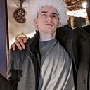 Лев, 23 года