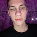 Максим, 22 года