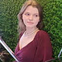 Полина, 24 года