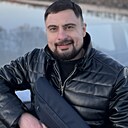 Михаил, 33 года
