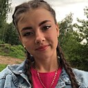 Лариса, 18 лет