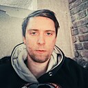 Максим, 24 года