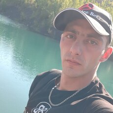 Фотография мужчины Валерий, 33 года из г. Кемерово