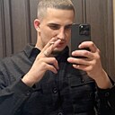 Роман, 24 года