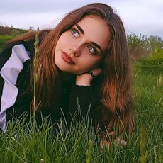Фотография девушки Виктория, 18 лет из г. Усть-Каменогорск