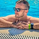 Илья, 33 года