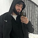 Макс, 33 года