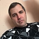 Денис, 33 года