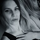Li, 40 лет