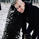 Юрий, 33 года