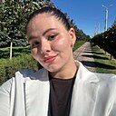Эля, 22 года