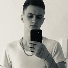Фотография мужчины Максим, 20 лет из г. Желеня-Гора