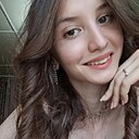 Мавиле, 19 лет