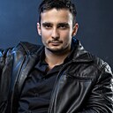 Али, 32 года