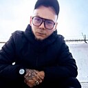 Артур, 24 года
