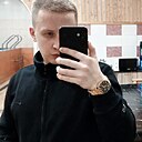 Роман, 25 лет