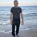 Маис, 44 года