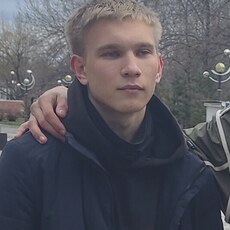 Фотография мужчины Андрей, 19 лет из г. Барнаул