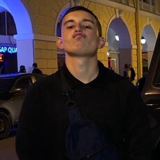 Фотография мужчины Ваня, 22 года из г. Санкт-Петербург