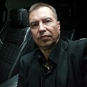 Волис, 44 года