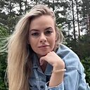 Карина, 24 года