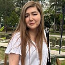 Dari, 32 года