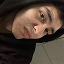 Эмир, 20 лет