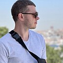 Артём, 33 года