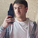 Aziz, 21 год