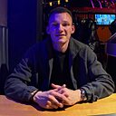 Дамир, 22 года