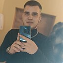 Роман, 23 года