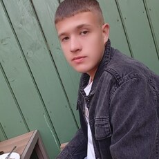 Фотография мужчины Кирилл, 19 лет из г. Барнаул