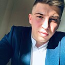 Юрий, 22 года