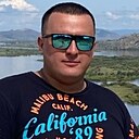 Илья, 33 года