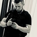 Илья, 33 года