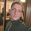 Толя, 33 года