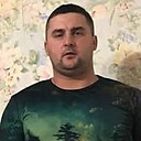 Милош, 37 лет