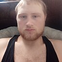 Максим, 23 года