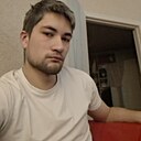 Максим, 21 год