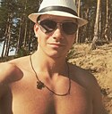 Артём, 33 года