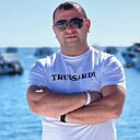 Мгер, 36 лет